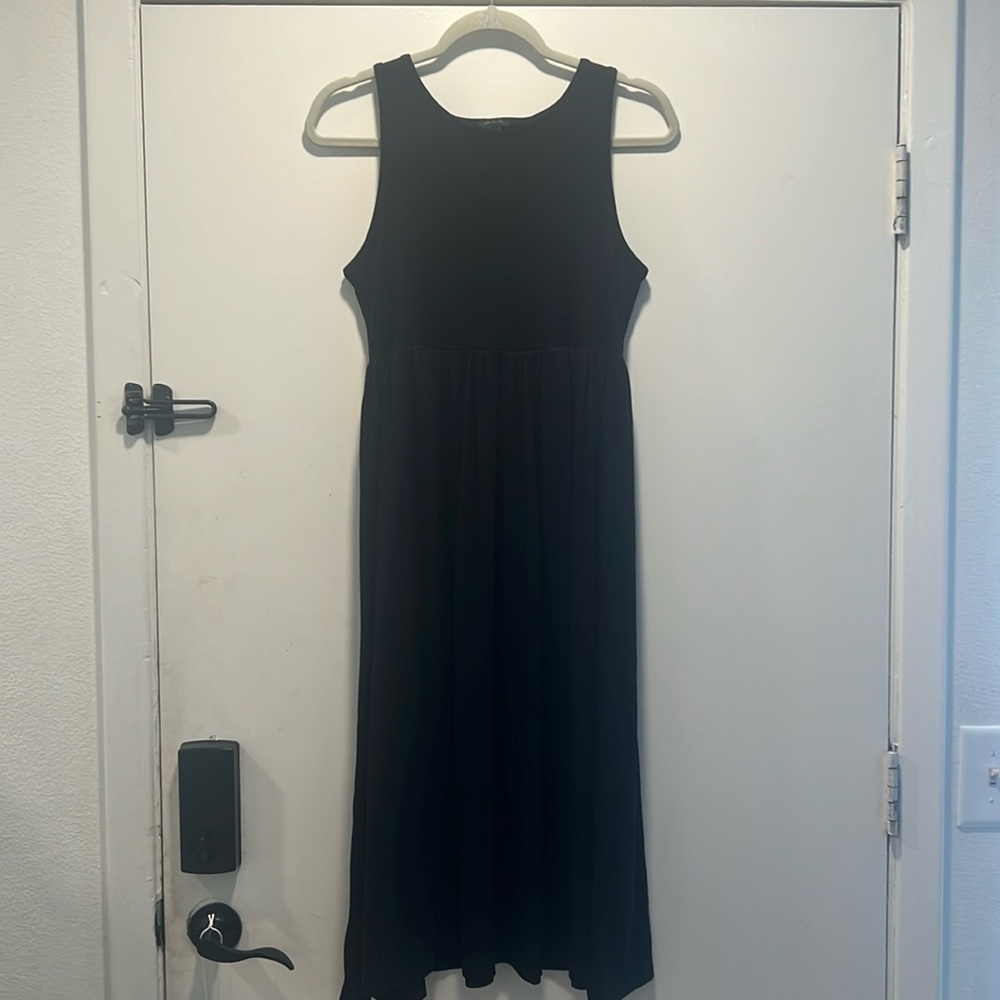 Ann Taylor black midi dress